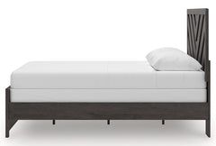 Prendonea Queen Panel Bed