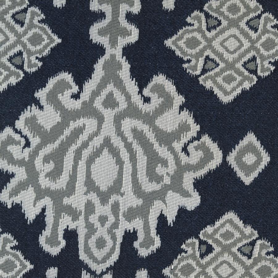 Salizar Grey Loveseat - furniture place usa