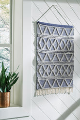 Fogridge Wall Decor - furniture place usa