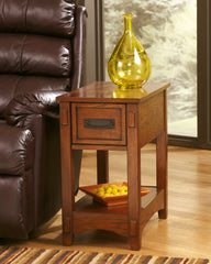 Breegin Chairside End Table - T007-319 - furniture place usa