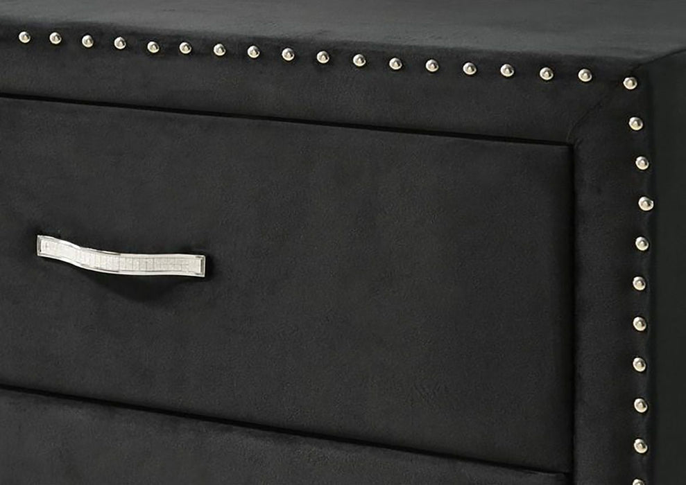 Lucinda 5 Drawer Chest in Black