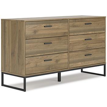 Deanlow Bedroom Package