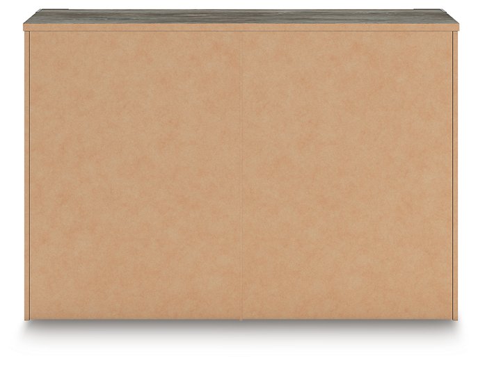 Frandern Dresser