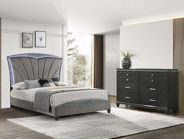 FRAMPTON DRESSER
