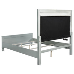 Gunnison Silver California King Bed - furniture place usa