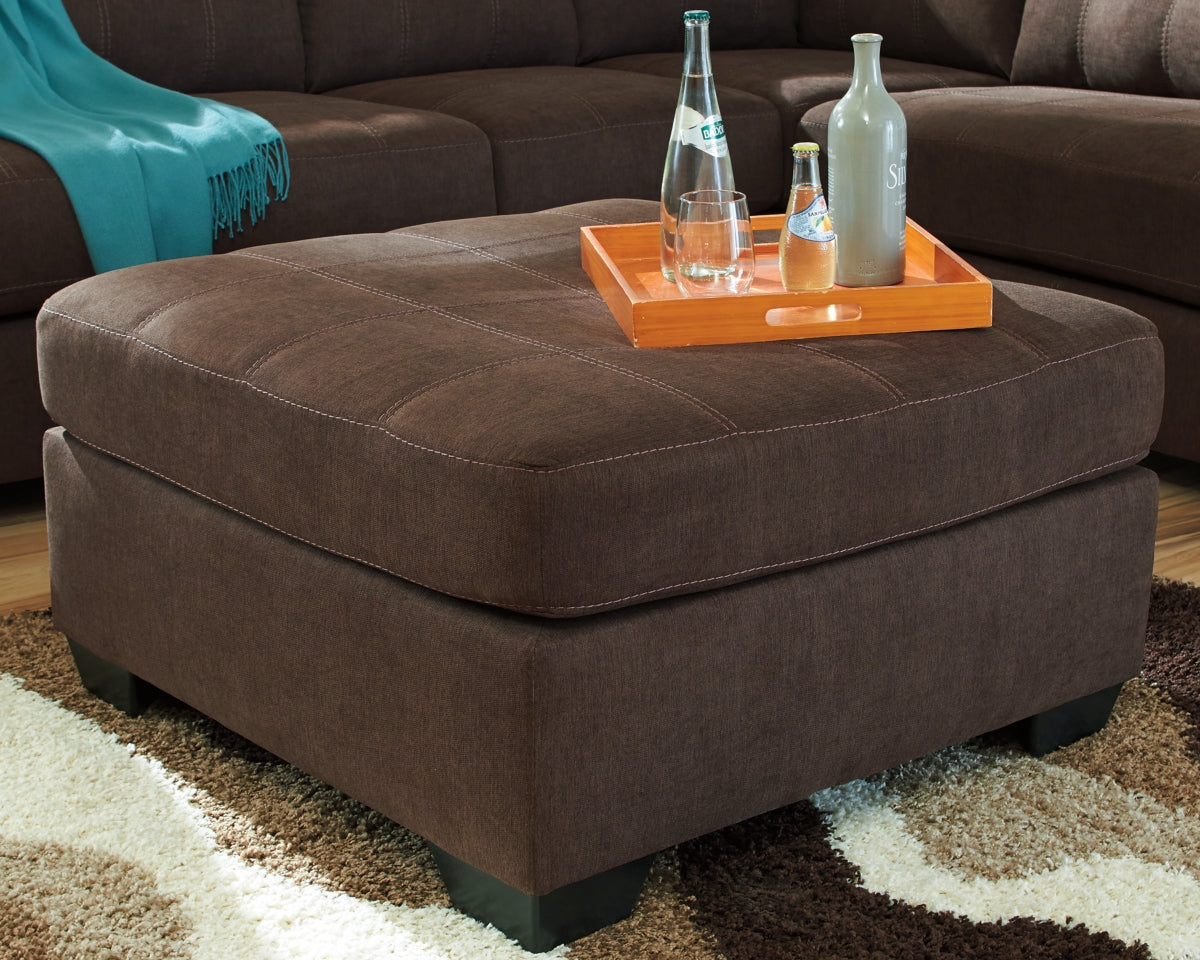 Maier 2-Piece Sectional with Ottoman - PKG010963 - furniture place usa