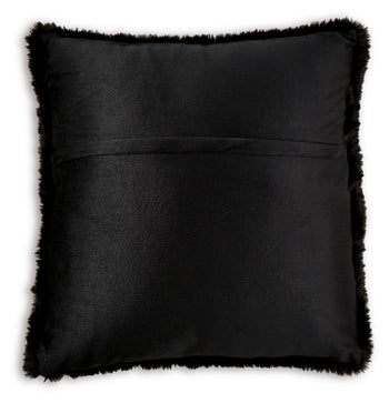 Gariland Pillow (Set of 4) - furniture place usa
