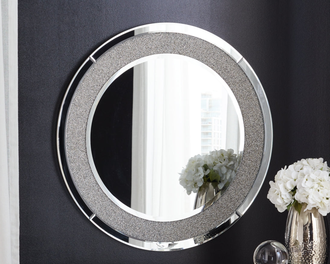 Kingsleigh Accent Mirror - furniture place usa