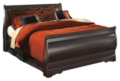 Huey Vineyard Queen Sleigh Bed with Dresser, Mirror and Chest of Drawers - furniture place usa
