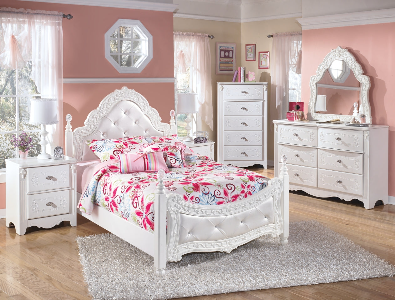 Exquisite Twin Poster Bed - furniture place usa