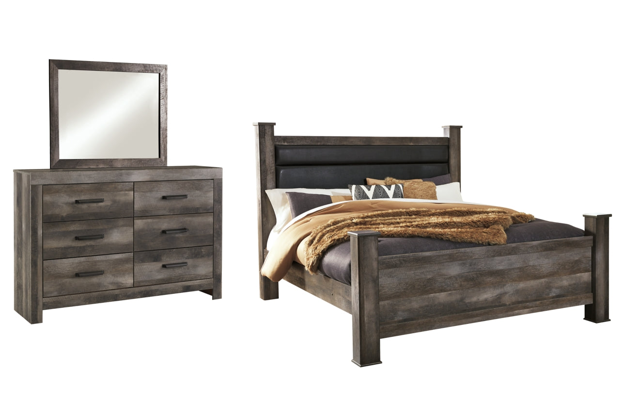 Wynnlow King Poster Bed with Mirrored Dresser - furniture place usa