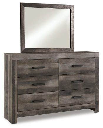 Wynnlow King Poster Bed with Mirrored Dresser, Chest and Nightstand - furniture place usa