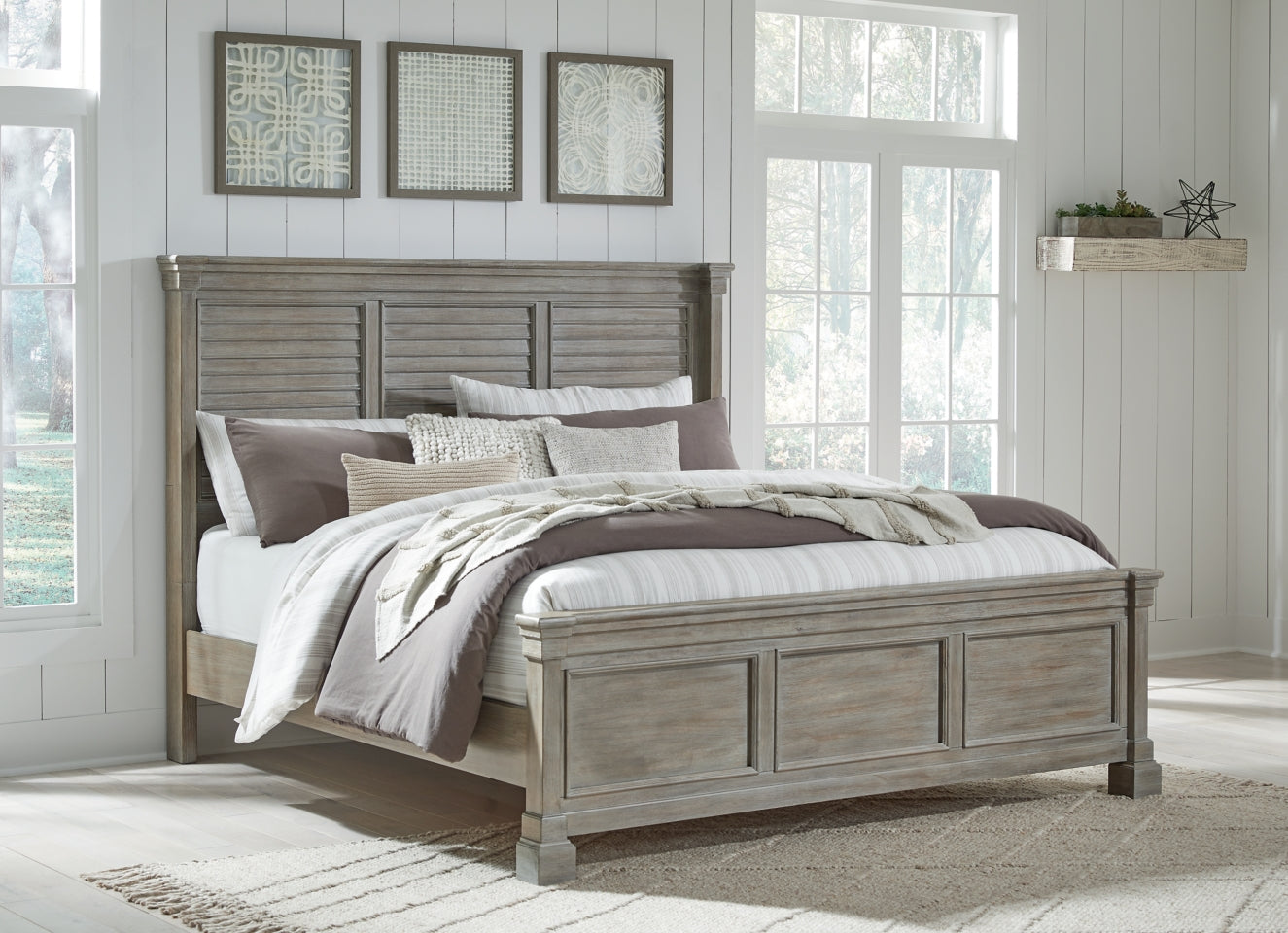 Moreshire California King Panel Bed - furniture place usa