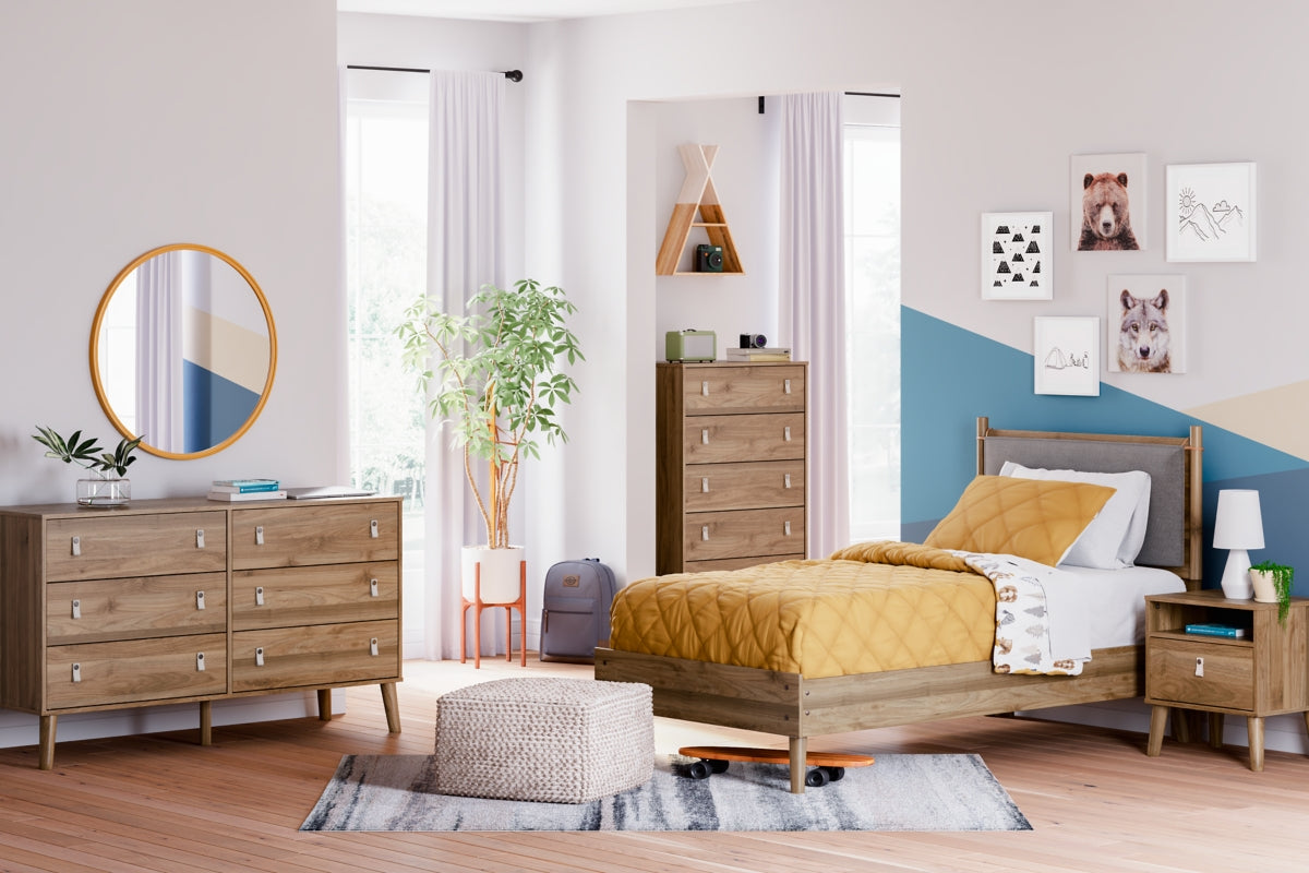 Aprilyn Dresser - furniture place usa
