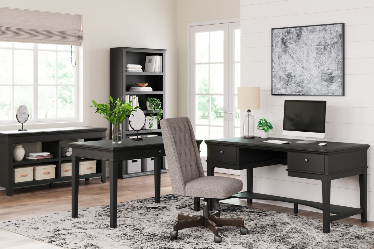 Beckincreek 60" Home Office Desk - furniture place usa