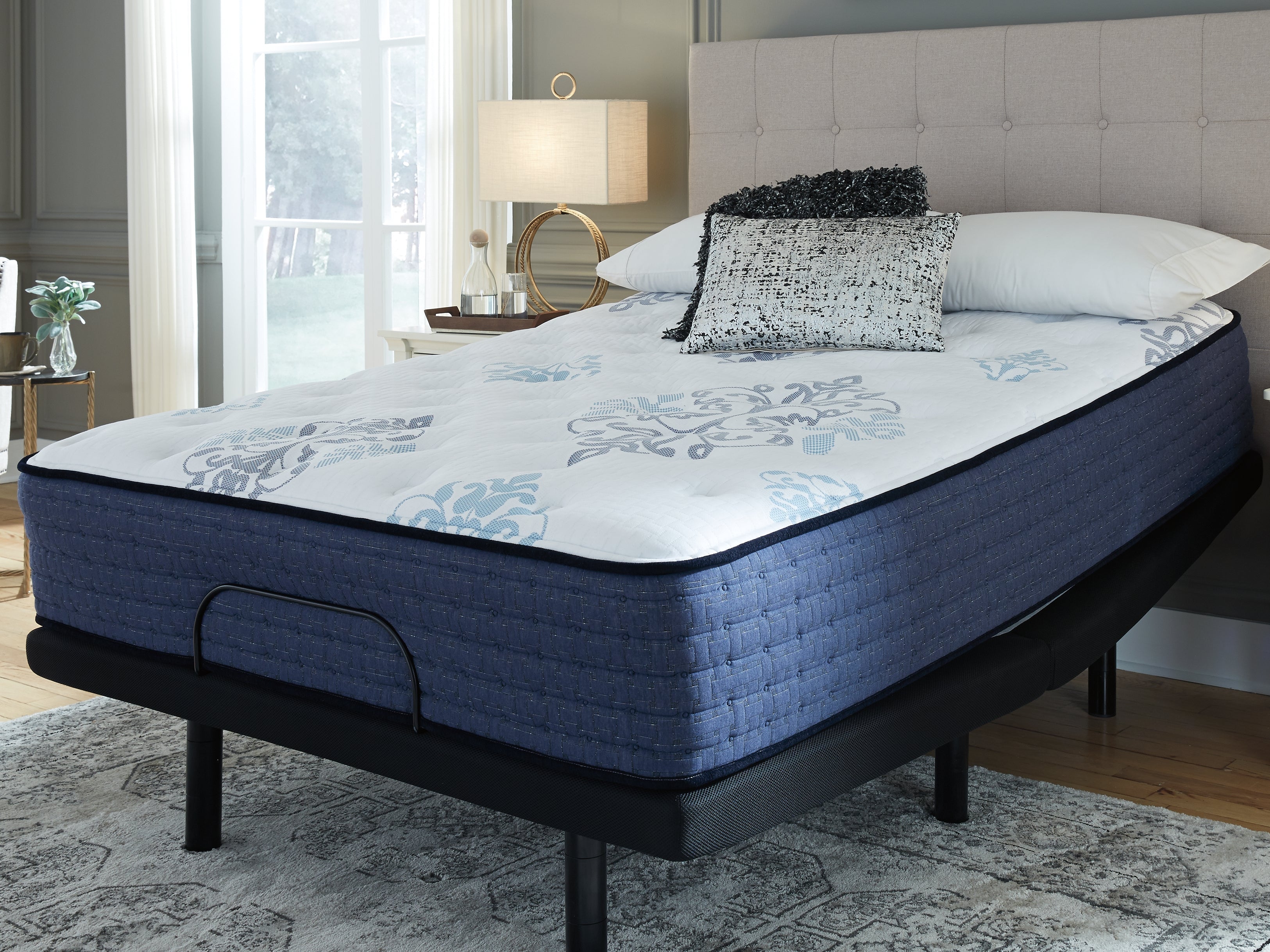 Bonita Springs Firm Queen Mattress with Adjustable Head Queen Base - furniture place usa