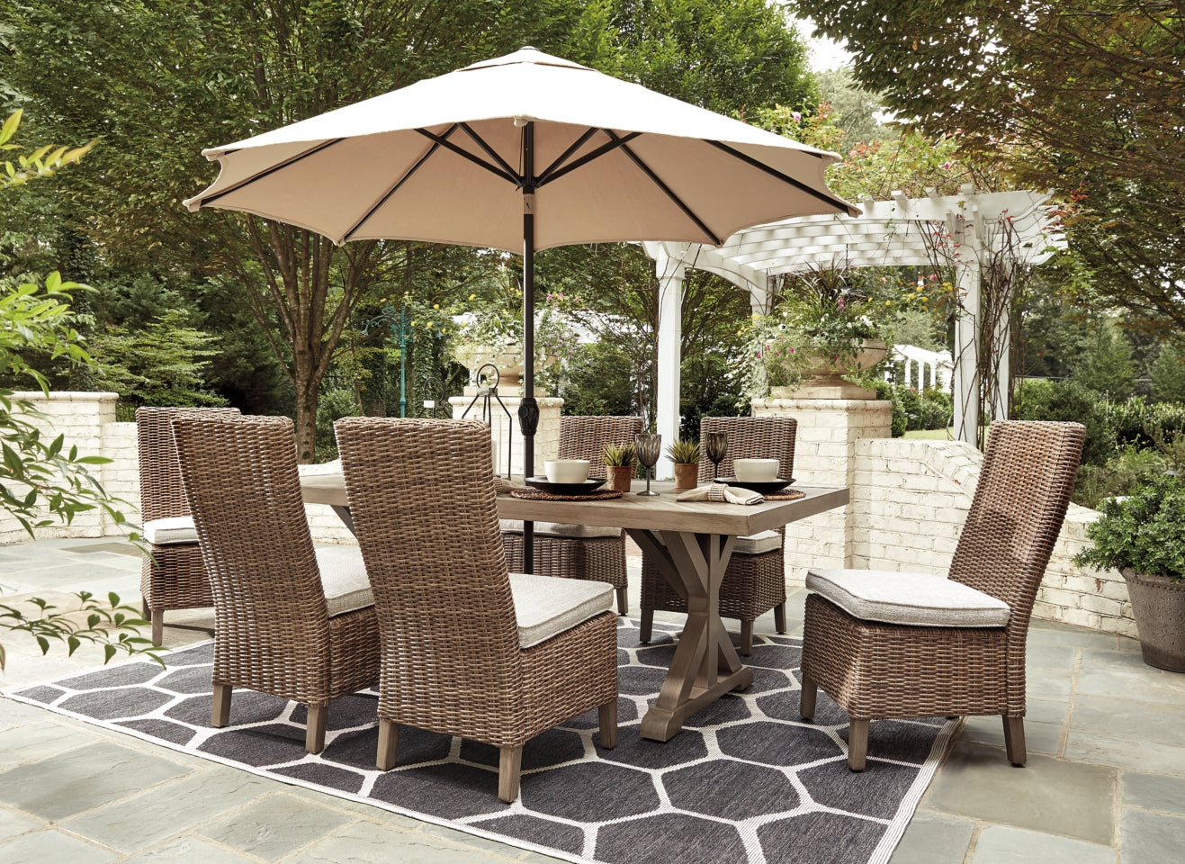 Beachcroft Outdoor Dining Table and 6 Chairs - PKG000280 - furniture place usa