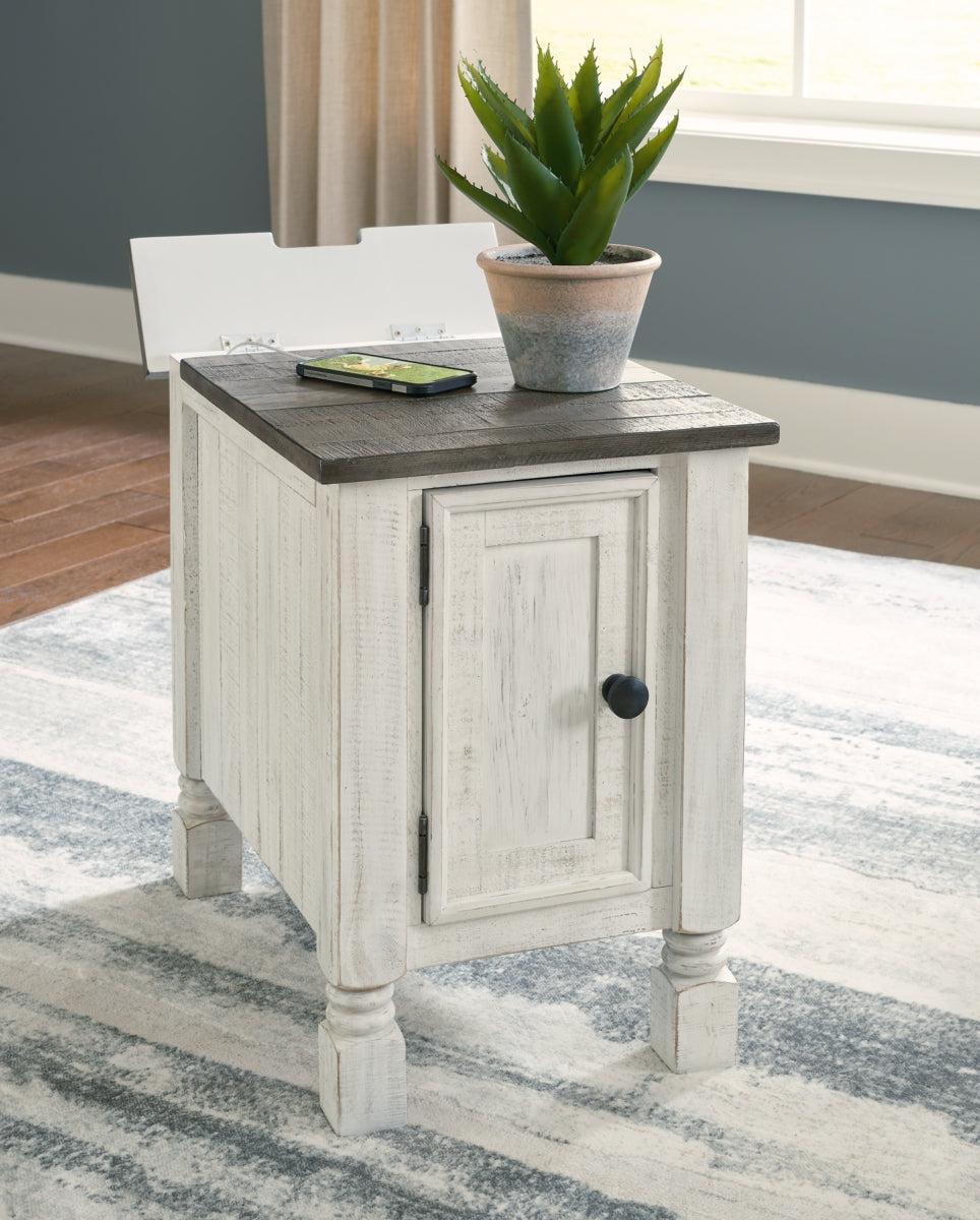 Havalance Chairside End Table - furniture place usa